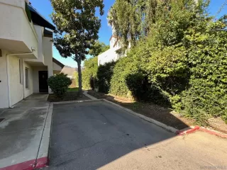 Photo #5: 230020879 Listing