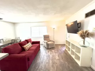 Photo #4: 230020923 Listing