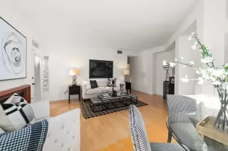 Photo #4: 230020936 Listing 