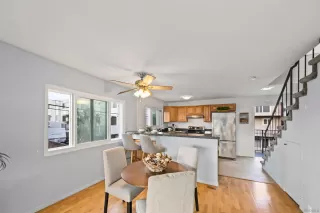 Photo #6: 230020939 Listing 