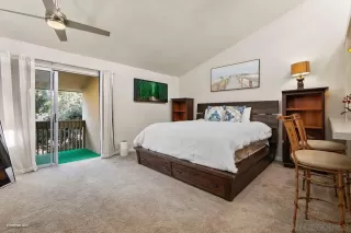 Photo #1: 230020942 Listing