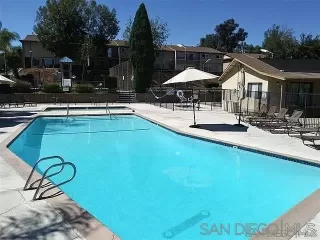 Photo #3: 230020966 Listing