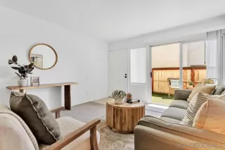 Photo #2: 230020985 Listing 