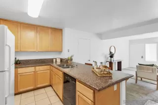 Photo #4: 230020985 Listing 