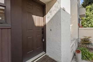 Photo #2: 230021056 Listing