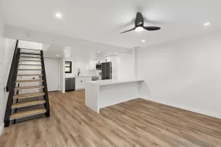 Photo #5: 230021056 Listing