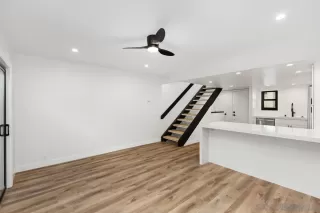 Photo #6: 230021056 Listing