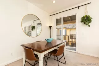 Photo #5: 230021062 Listing