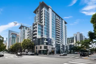 Photo #2: 230021063 Listing