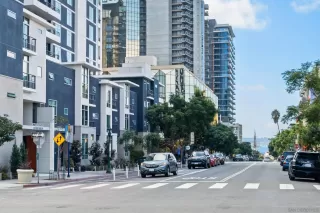 Photo #3: 230021063 Listing