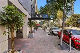 Photo #3: 230021065 Listing