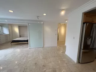 Photo #5: 230021085 Listing