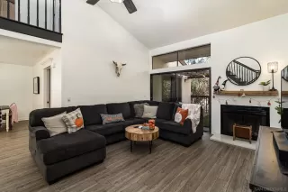 Photo #2: 230021152 Listing