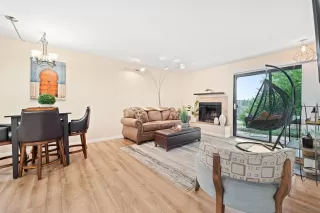 Photo #3: 230021163 Listing