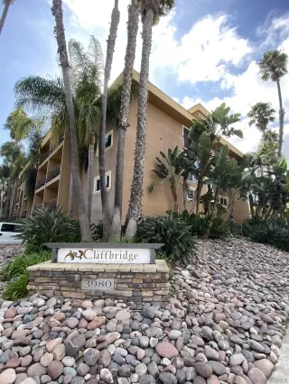 Photo #2: 230021164 Listing