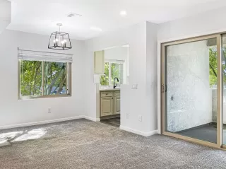 Photo #4: 230021167 Listing