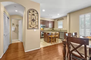 Photo #1: 230021186 Listing