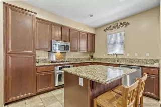 Photo #6: 230021186 Listing