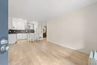 Photo #2: 230021187 Listing