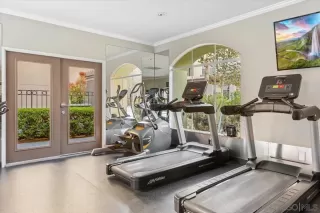 Photo #3: 230021191 Listing