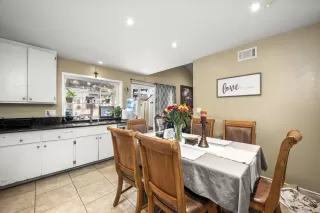 Photo #6: 230021194 Listing