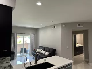 Photo #3: 230021198 Listing