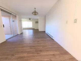 Photo #4: 230021215 Listing