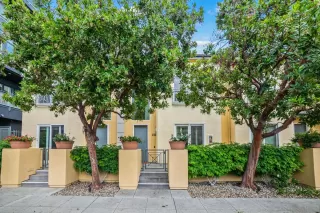 Photo #1: 230021246 Listing