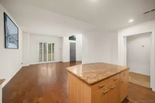 Photo #6: 230021246 Listing