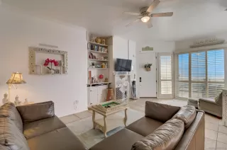 Photo #3: 230021248 Listing