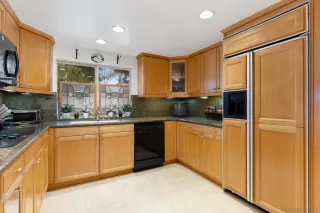 Photo #6: 230021314 Listing 