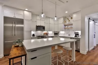 Photo #5: 230021334 Listing