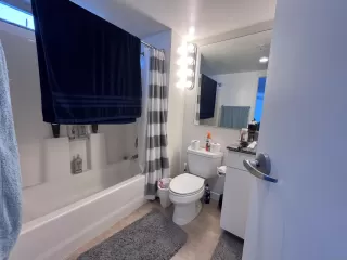 Photo #5: 230021365 Listing