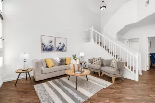 Photo #3: 230021405 Listing