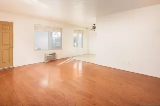 Photo #6: 230021461 Listing