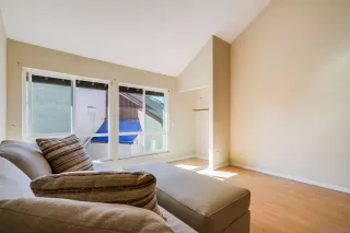 Photo #3: 230021487 Listing