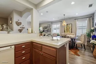 Photo #4: 230021575 Listing 