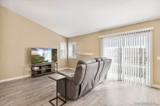 Photo #2: 230021580 Listing 