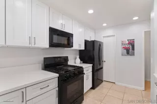 Photo #6: 230021586 Listing