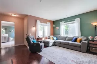 Photo #4: 230021593 Listing