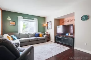 Photo #6: 230021593 Listing