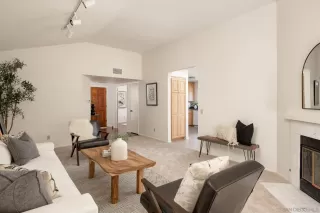 Photo #4: 230021601 Listing