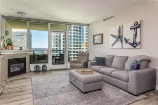 Photo #2: 230021603 Listing