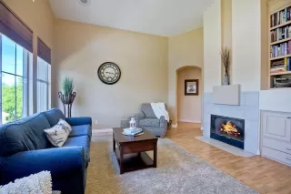 Photo #5: 230021611 Listing