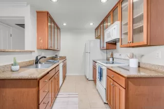 Photo #2: 230021625 Listing