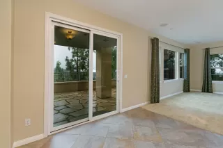 Photo #2: 230021671 Listing