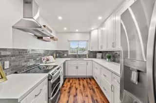 Photo #4: 230021674 Listing