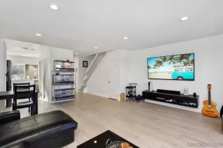 Photo #3: 230021686 Listing