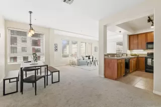 Photo #2: 230021691 Listing