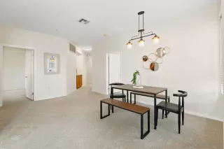 Photo #5: 230021691 Listing